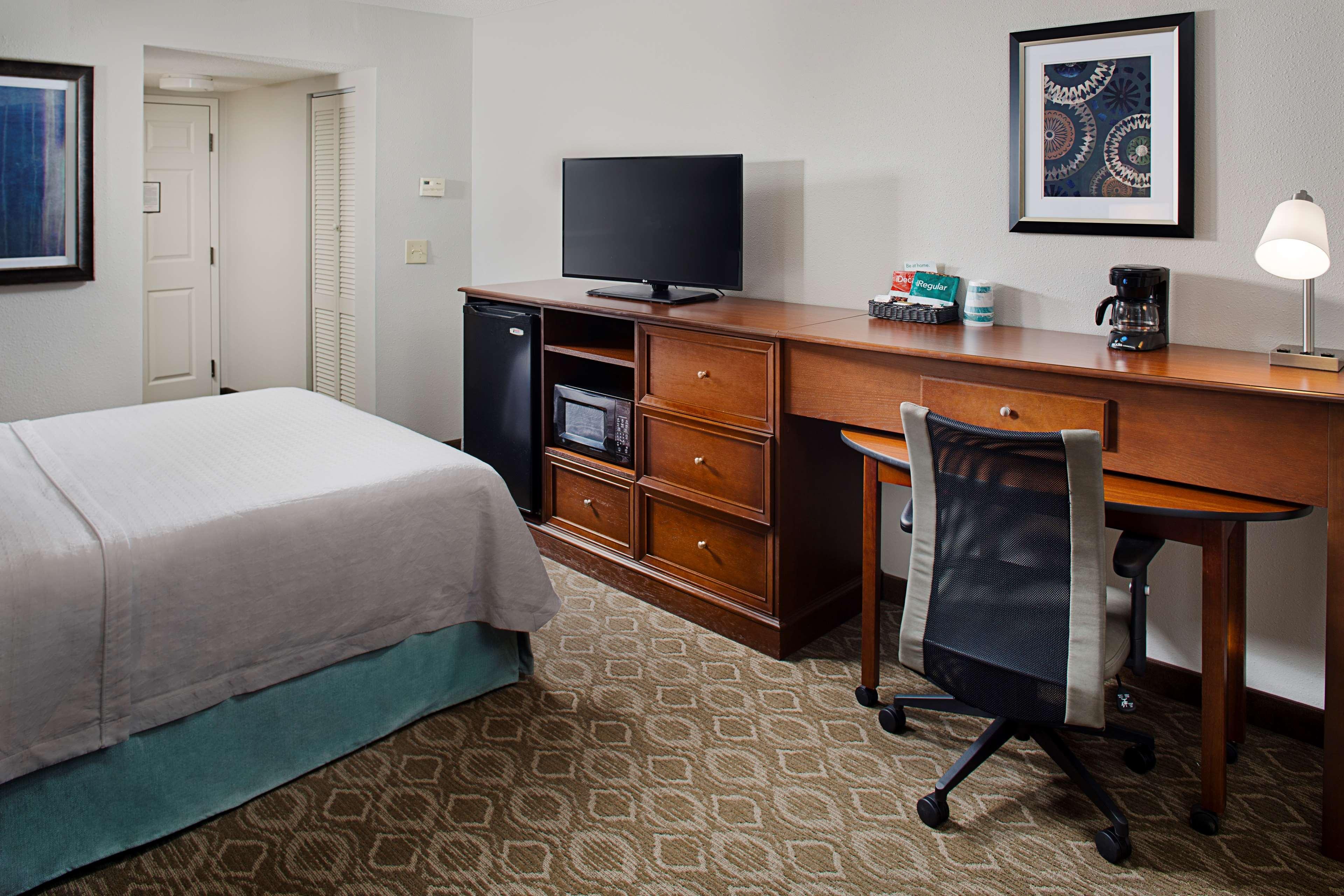 Homewood Suites By Hilton Raleigh/Cary Exterior photo
